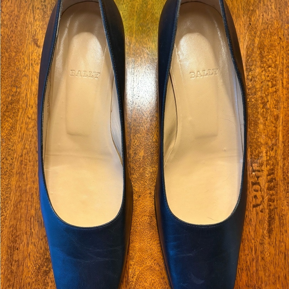 Bally Women's Navy Leather Heeled Shoes